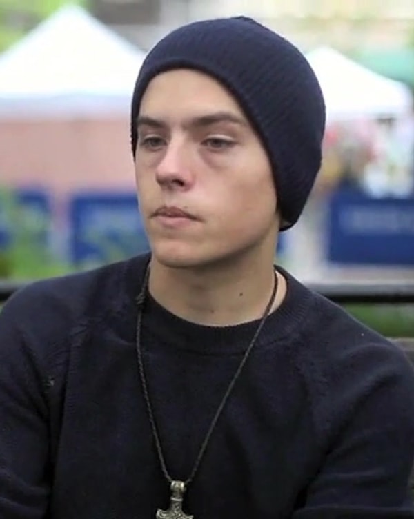 Peki, Dylan Sprouse'un aile geçmişiyle ilgili öğrendiklerine ikiz kardeşi Cole nasıl tepki verdi? İşin eğlenceli kısmı da burada başladı.