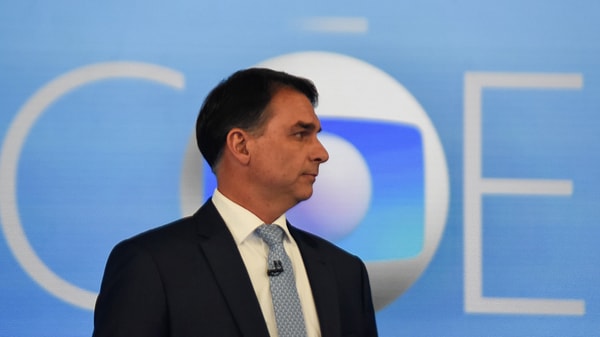 Flávio Bolsonaro yenilgiyi kabul etmedi, seçimin iptali için yargıya gideceğini açıkladı.