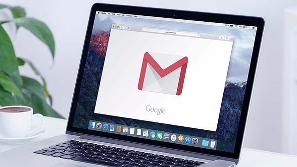 Google, son iki yılda herhangi bir şekilde herhangi bir hizmete Google hesabı üzerinden bağlanmamış kullanıcıların e-posta adreslerinin sistemden süresiz olarak kaldırılacağını da ekledi.