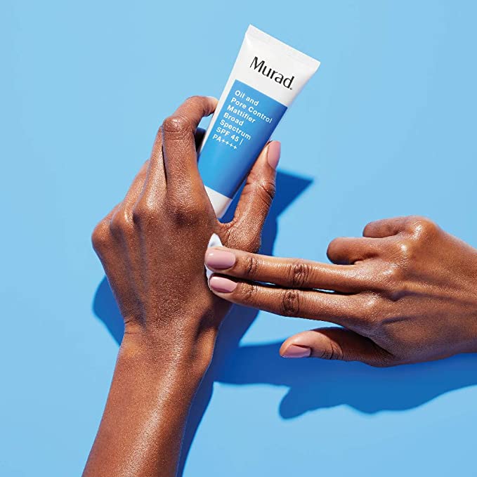 9. Murad Oil & Pore Control Mattifier SPF45/ Matlaştıran Nemlendirici