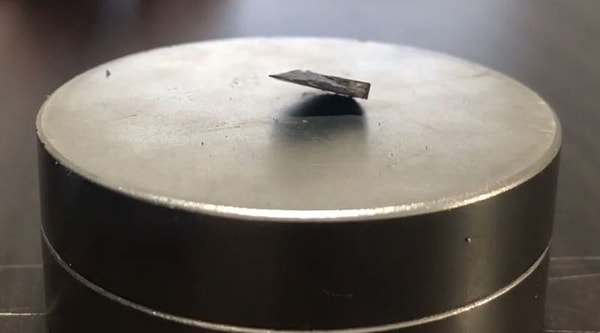 Güney Koreli fizikçiler yayınladıkları makalede oda sıcaklığında ve normal basınçta elektriği kusursuz bir şekilde ileten bir malzemeyi geliştirdiklerini duyurdu.