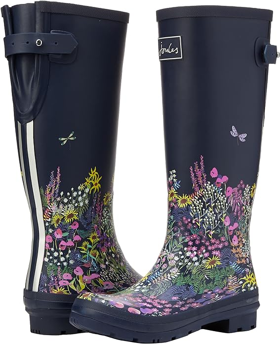 14. Daha önce çiçekli yağmur çizmesi kombinlemeyi denediniz mi?