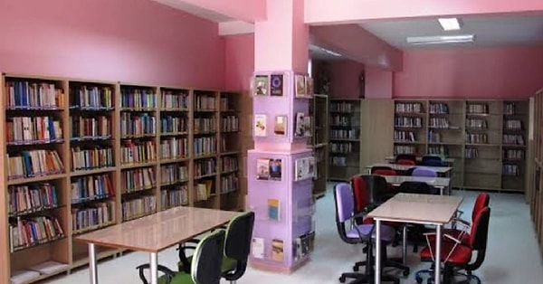 1. Balgat Hüseyin Alper Halk Kütüphanesi