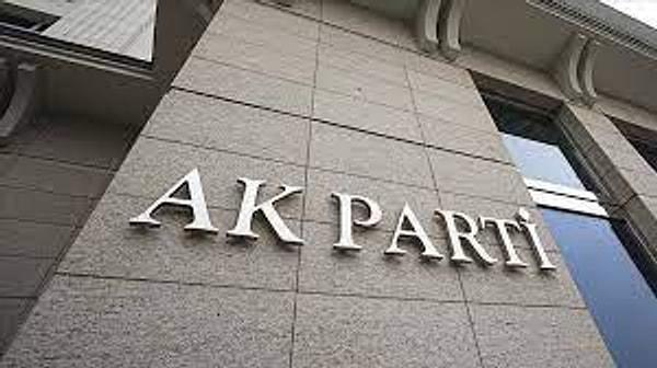 Söz konusu yayın sonrası gözaltına alınıp serbest bırakılan kadın için AK Parti'den de açıklama gelmiş ve ailevi değerlerin korunması adına TikTok'un lisansının bile iddia edilebileceği söylenmişti.
