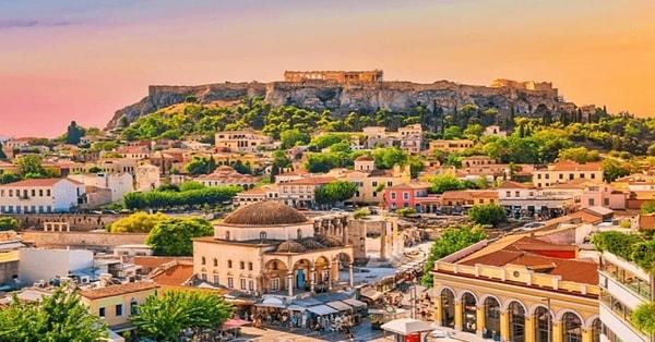 18. Menekşe taçlı şehir - Atina