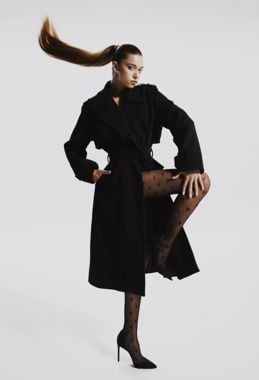 Regular Fit Kaşe Kaban, klasik ve şık bir görünüm arayanlar için mükemmel bir seçim!