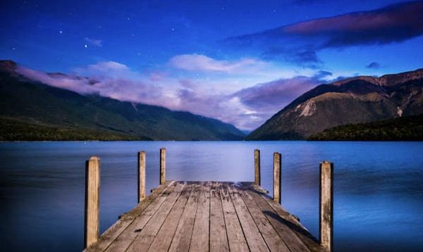 8. Mavi Göl, Yeni Zelanda