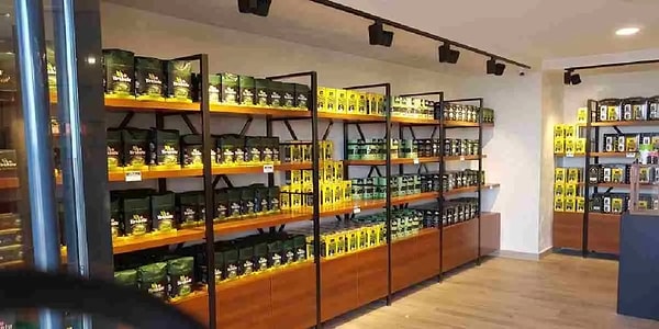 1905 yılında kurulan firma, Giresun yöresinin kültürel değerlerini yaşatma amacıyla da önemli faaliyetler gösteriyordu.