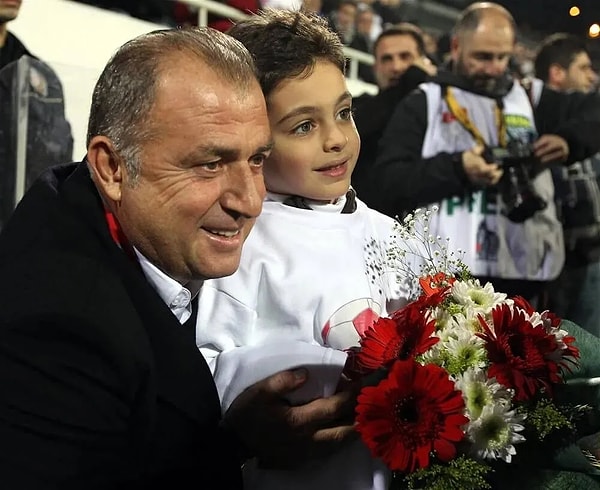 Teknik direktör Fatih Terim ile Beşiktaşlı küçük çocuğun konuşmasını içeren görüntüler bugünlerde yeniden oldukça popüler.