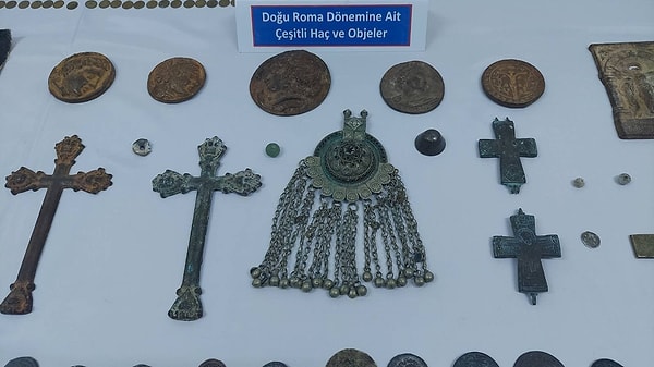 Yapılan operasyon sonucu yakalanan 21 şüpheliden 19’u ifadeleri sonrası, 2 şüpheli ise çıkarıldıkları mahkemece denetimli serbestlik uygulanarak salındı.